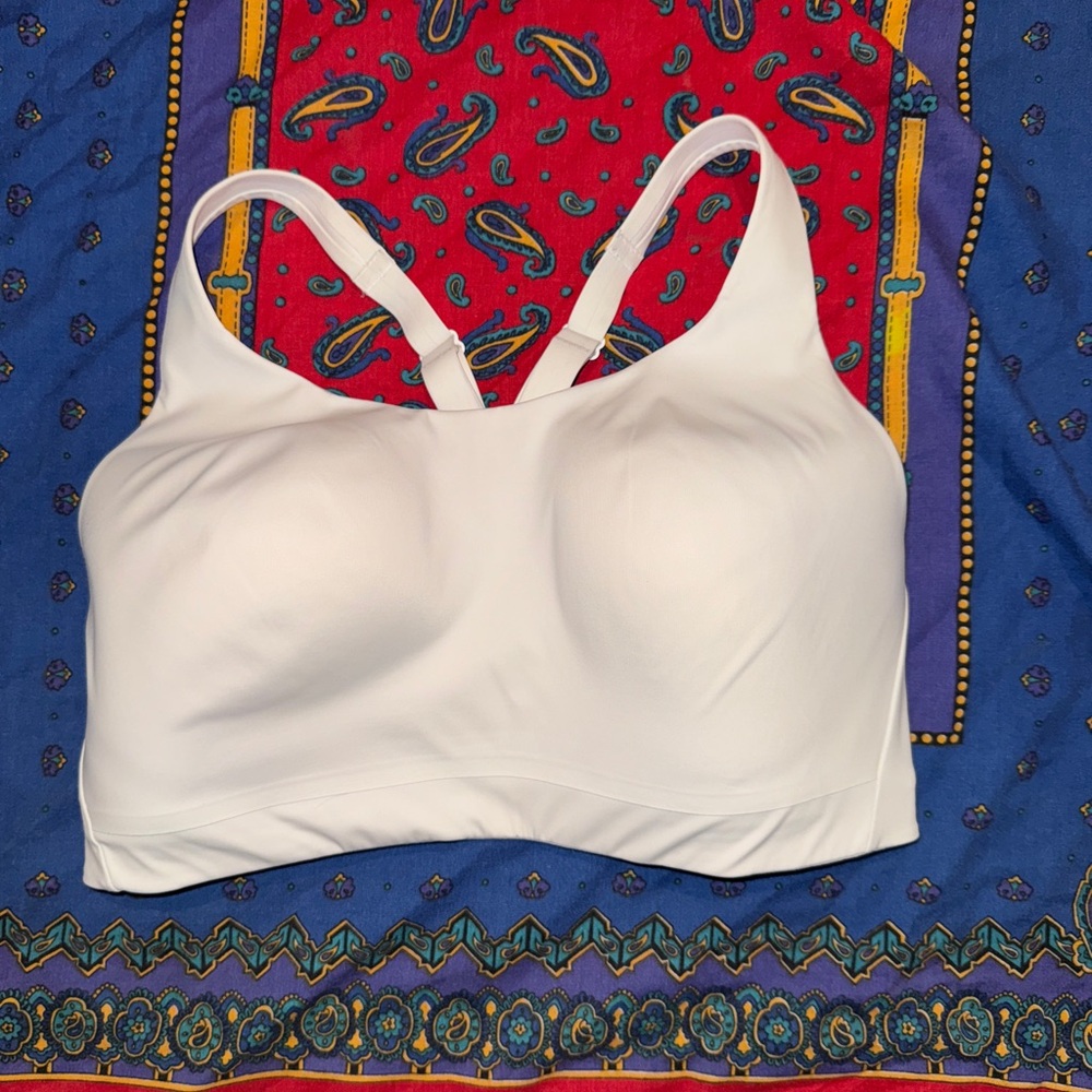 NWOT Athleta White Sports Bra